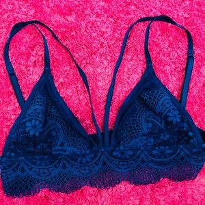 VS lace Bralette small